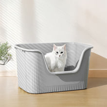Open Top Cat Litter Box with Scoop – Easy Entry & Spill-Proof Design